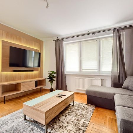 Apartament Kapelanka Cowork Cracovia Exterior foto